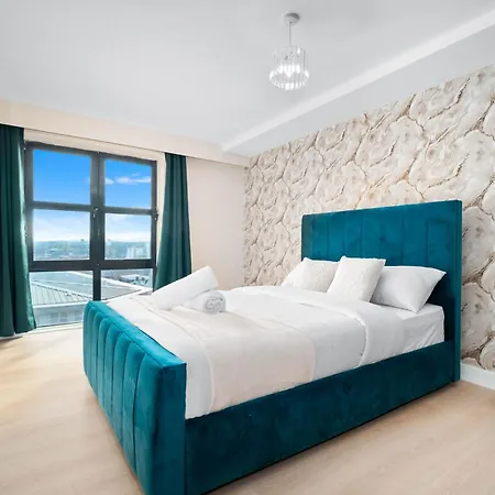 2 Bedroom With Parking Apartment